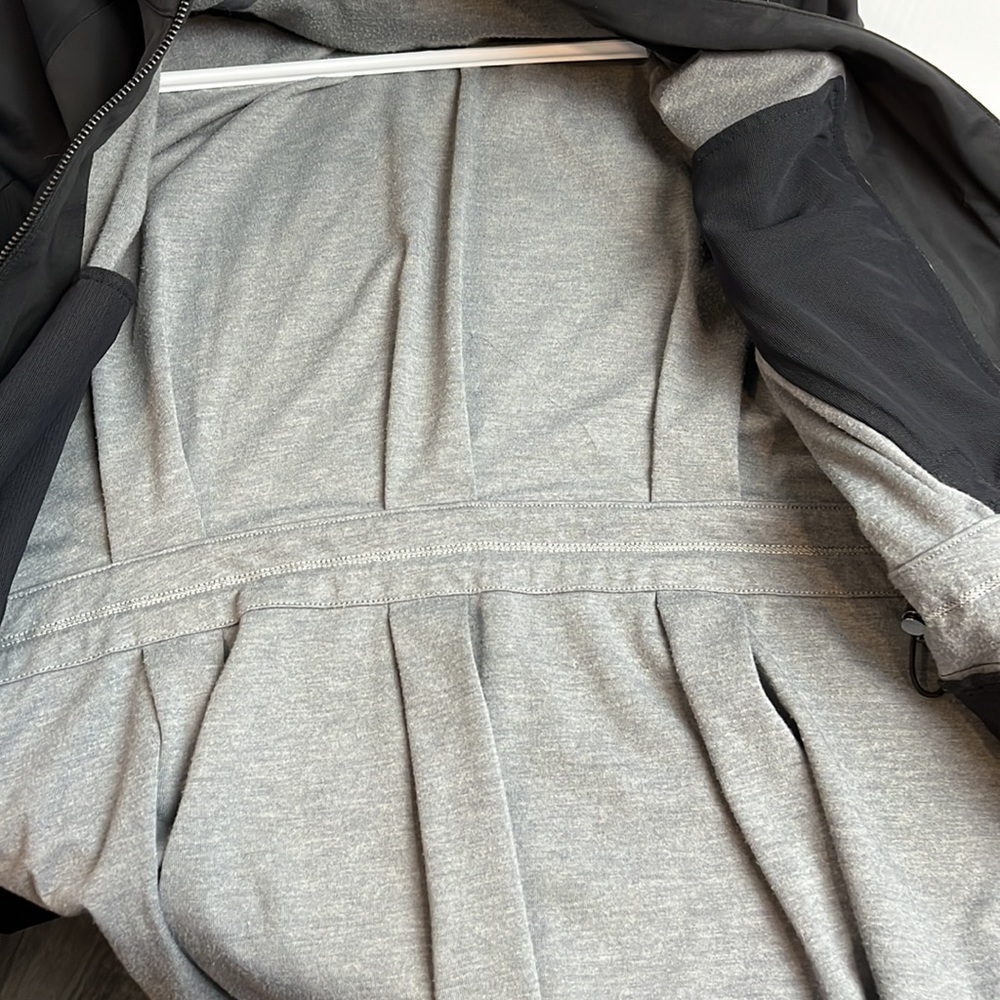 LULULEMON soft shell jacket - Picture 7 of 11